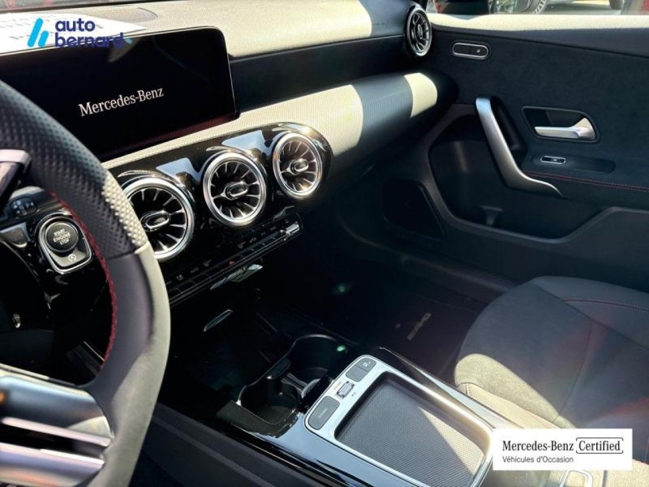 Photo du véhicule 14 / 15