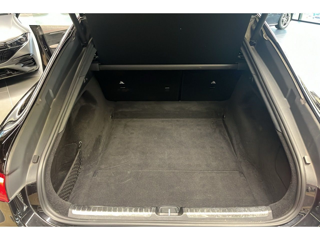 Photo du v&eacute;hicule 9 / 18