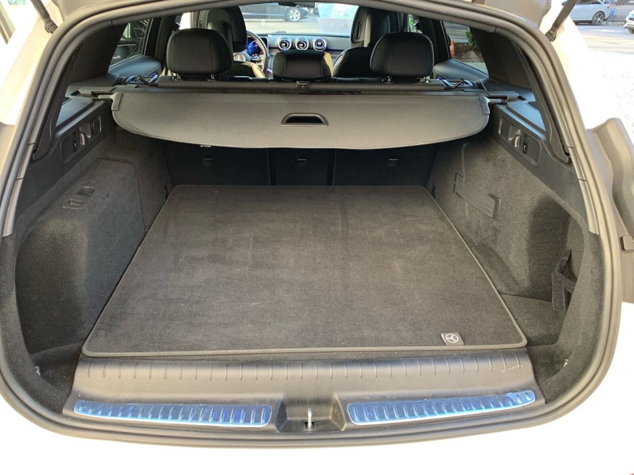 Mercedes-Benz C-Klasse – Bild 12