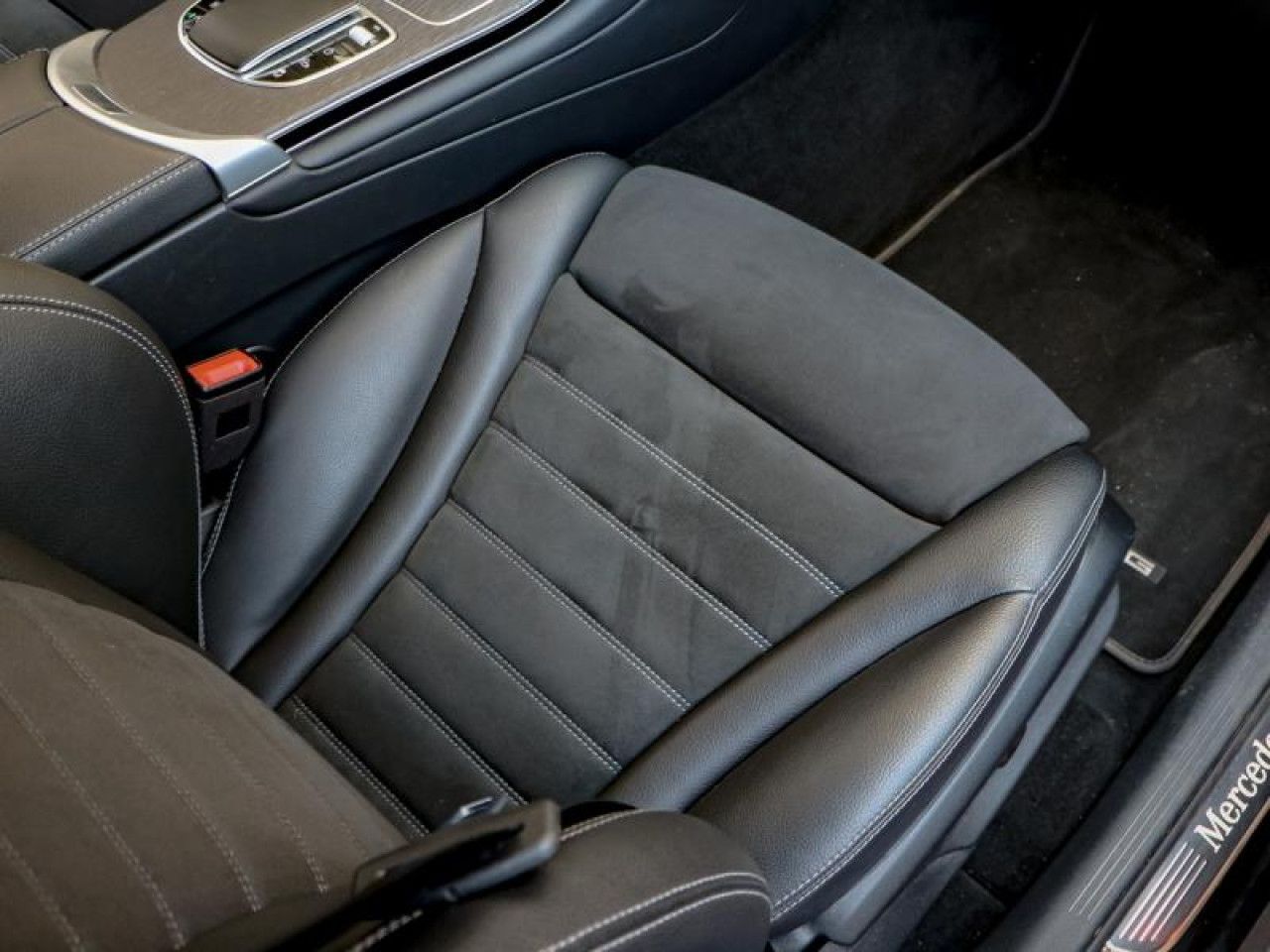 Photo du v&eacute;hicule 18 / 18