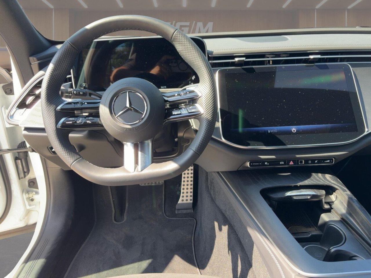 Mercedes-Benz E-Klasse – Bild 8