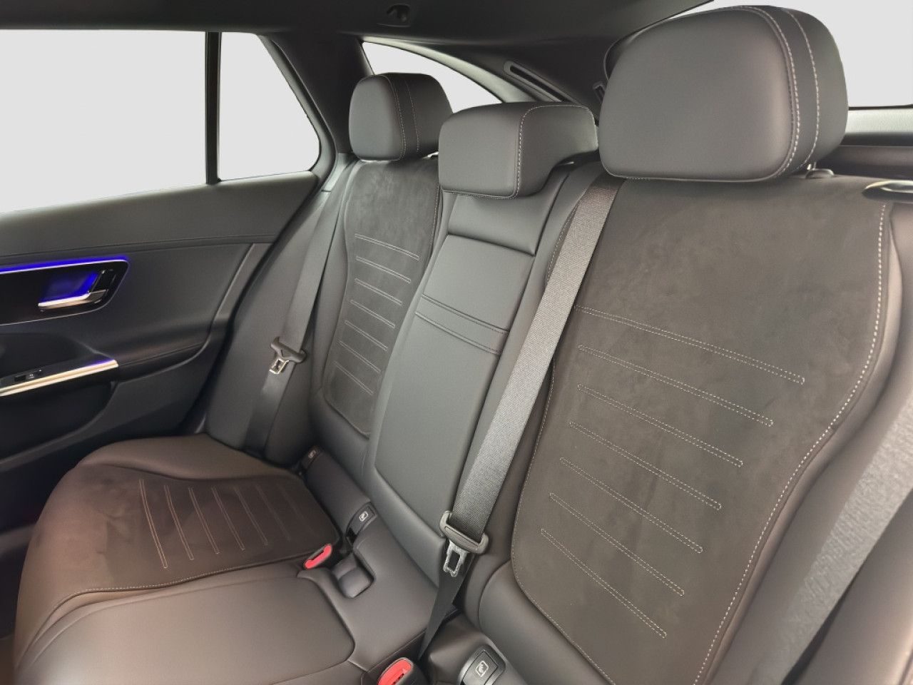 Mercedes-Benz C-Klasse – Bild 12