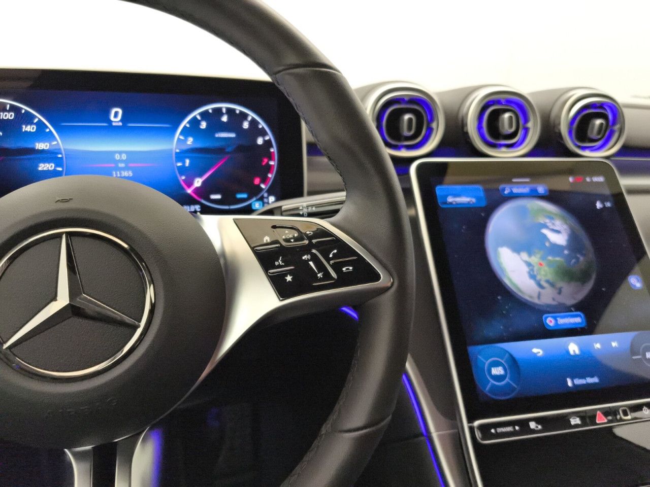 Mercedes-Benz C-Klasse – Bild 17