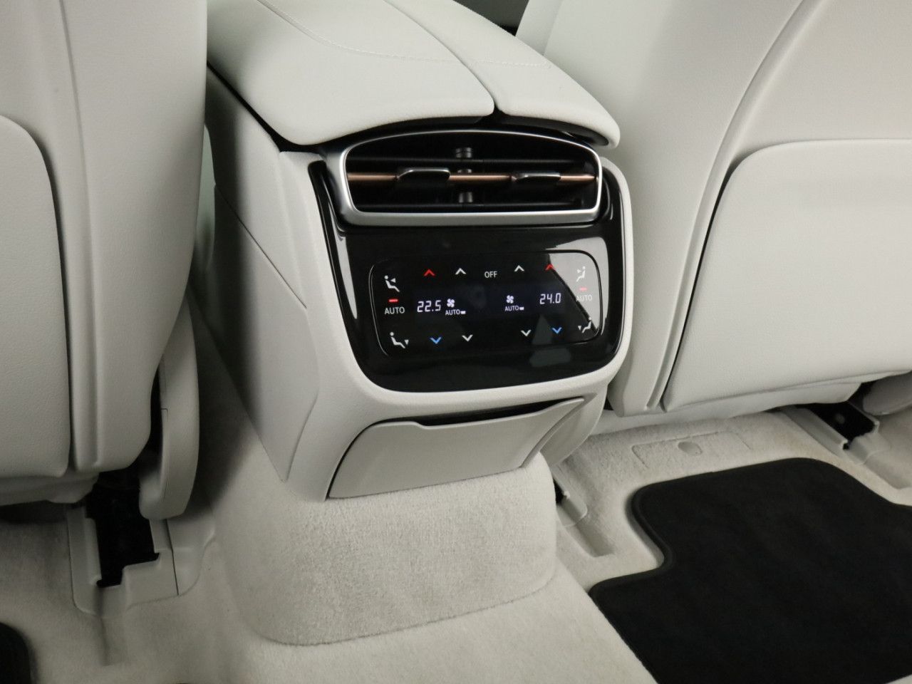 Fahrzeugbild 23 / 29