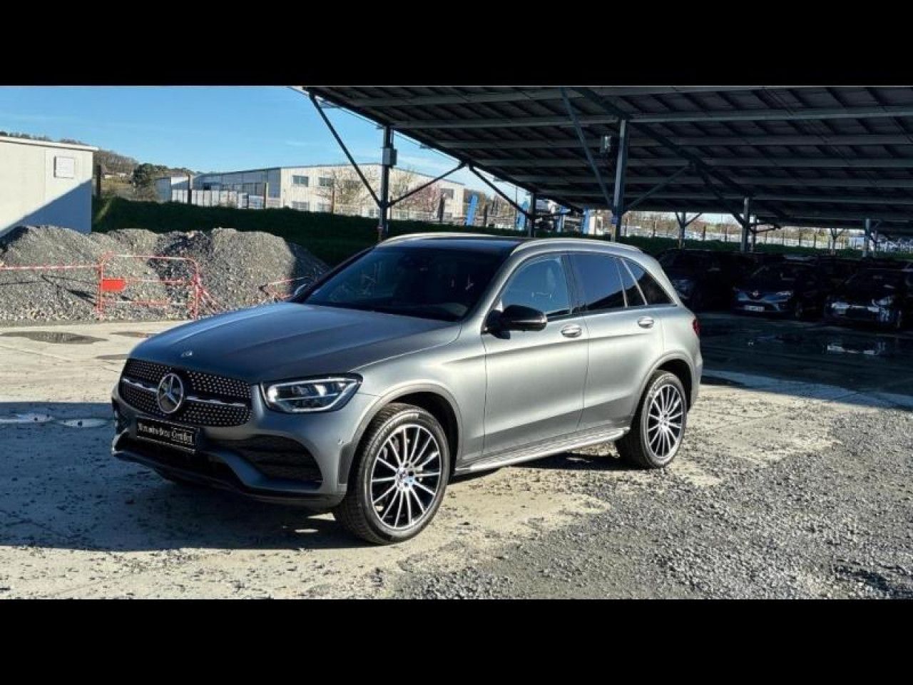 Photo du v&eacute;hicule 1 / 18