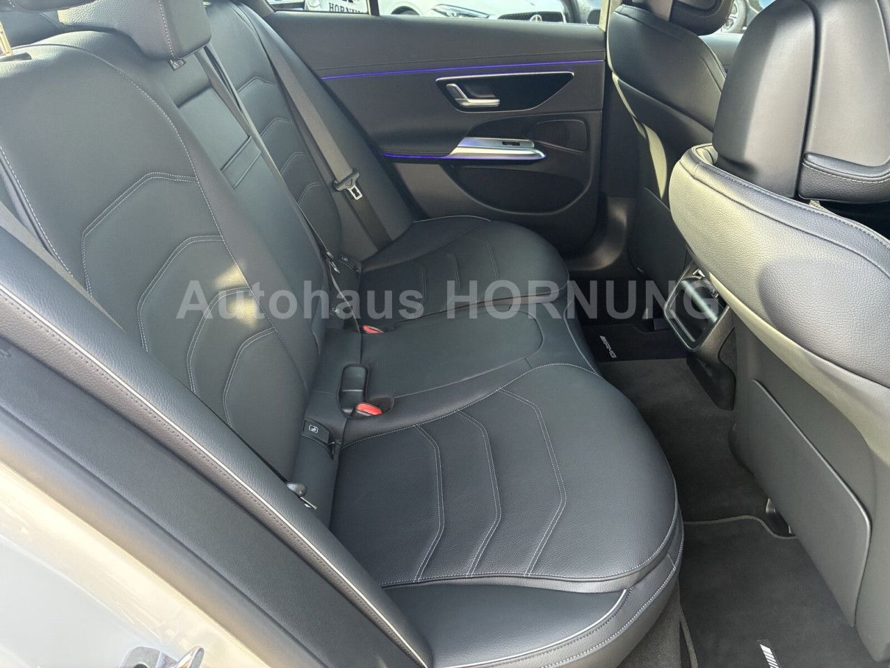 Mercedes-Benz E-Klasse – Bild 19
