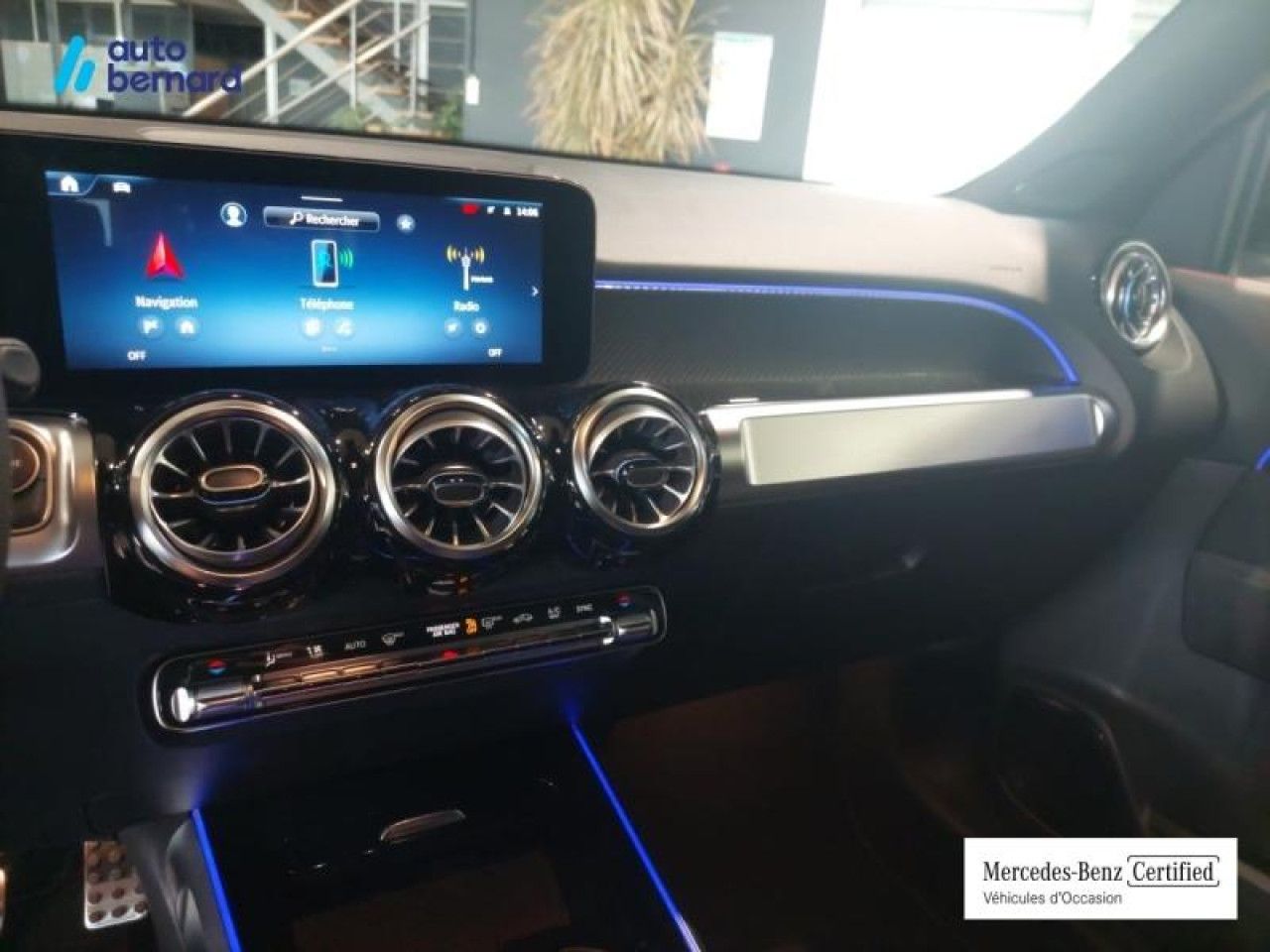 Photo du v&eacute;hicule 13 / 18