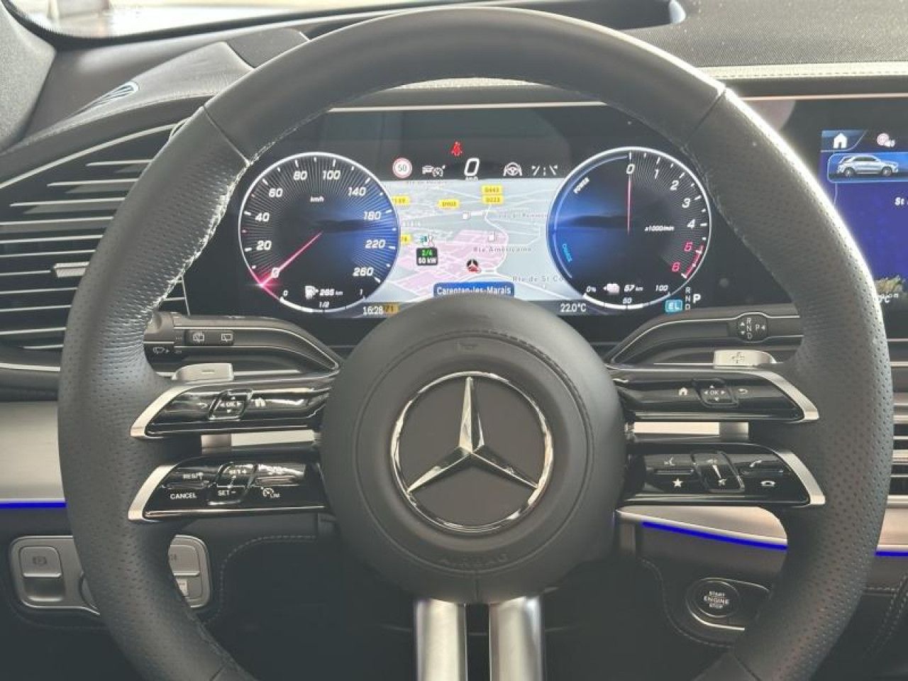 Photo du v&eacute;hicule 9 / 18