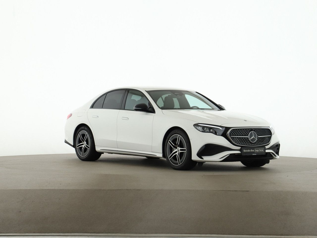 Mercedes-Benz E-Klasse – Bild 8