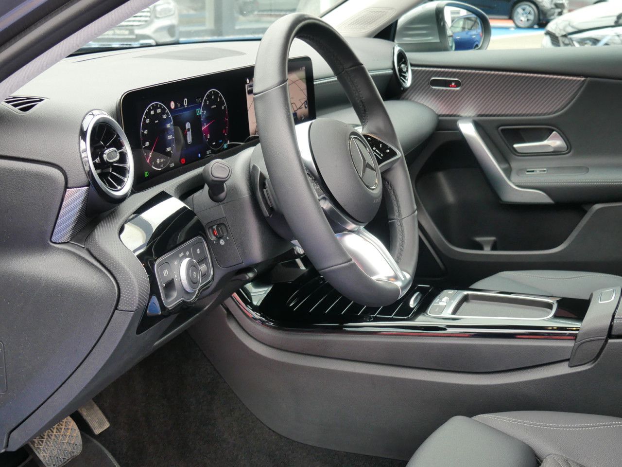 Fahrzeugbild 13 / 14