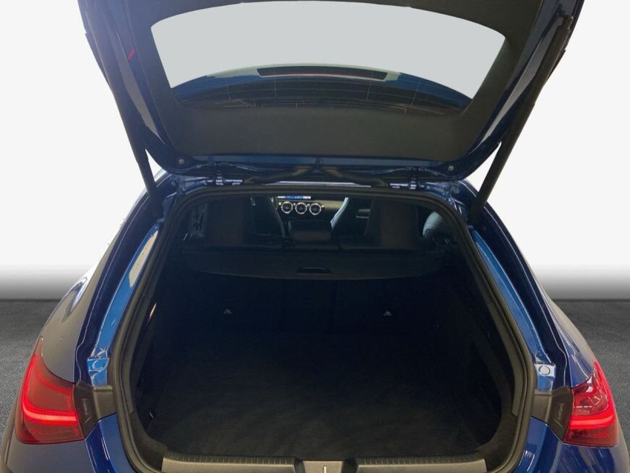 Mercedes-Benz CLA – Bild 9