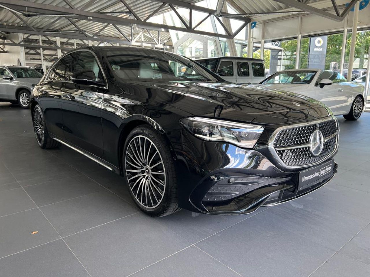 Mercedes-Benz E-Klasse – Bild 3