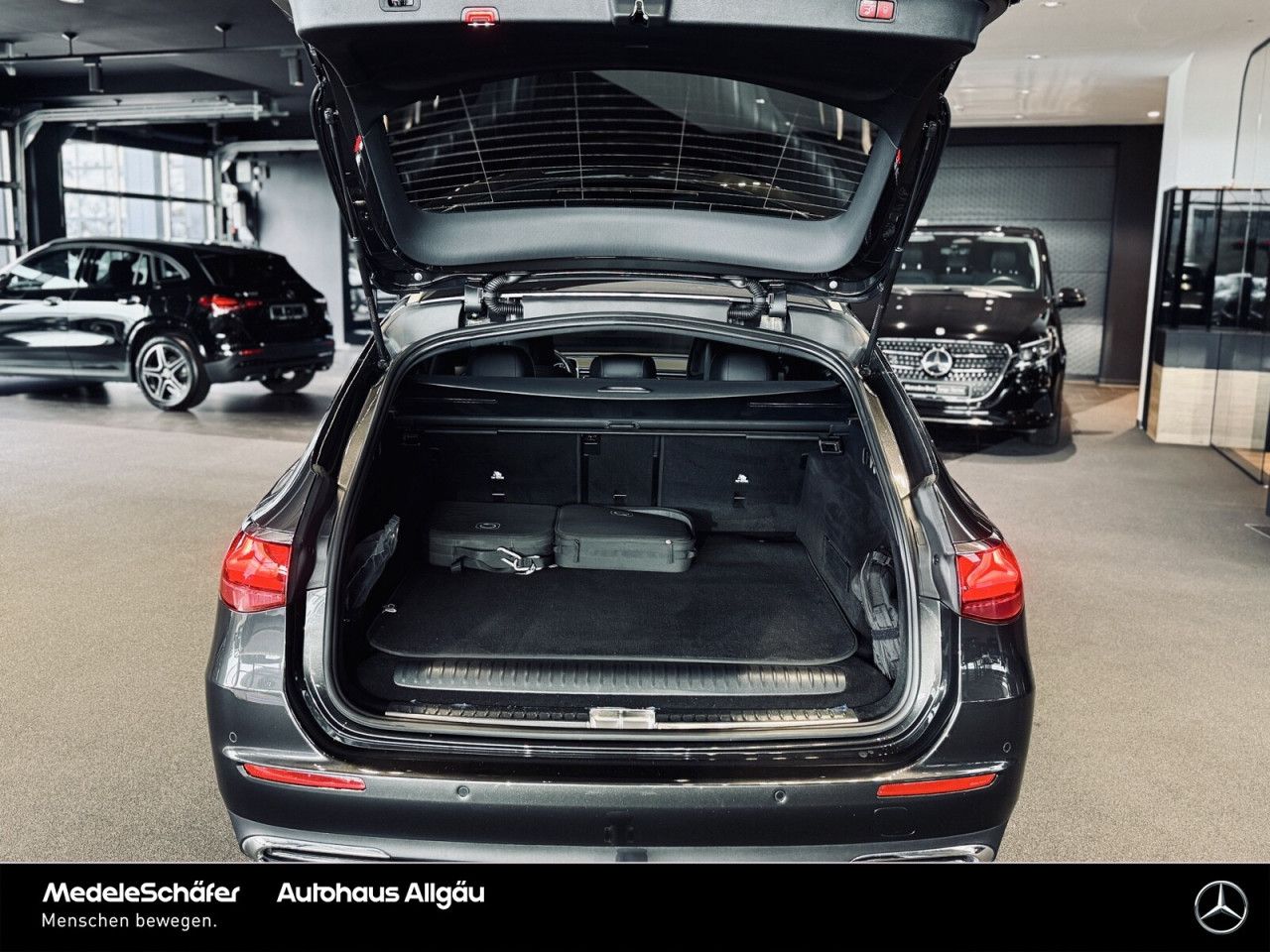 Mercedes-Benz E-Klasse – Bild 12