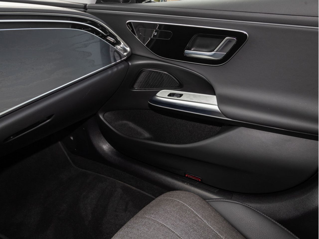Mercedes-Benz E-Klasse – Bild 16