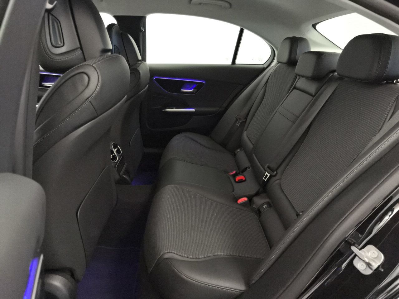 Mercedes-Benz C-Klasse – Bild 12