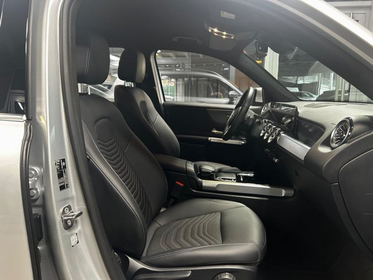 Mercedes-Benz GLB – Bild 19