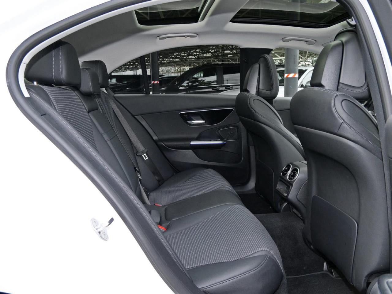 Fahrzeugbild 11 / 20