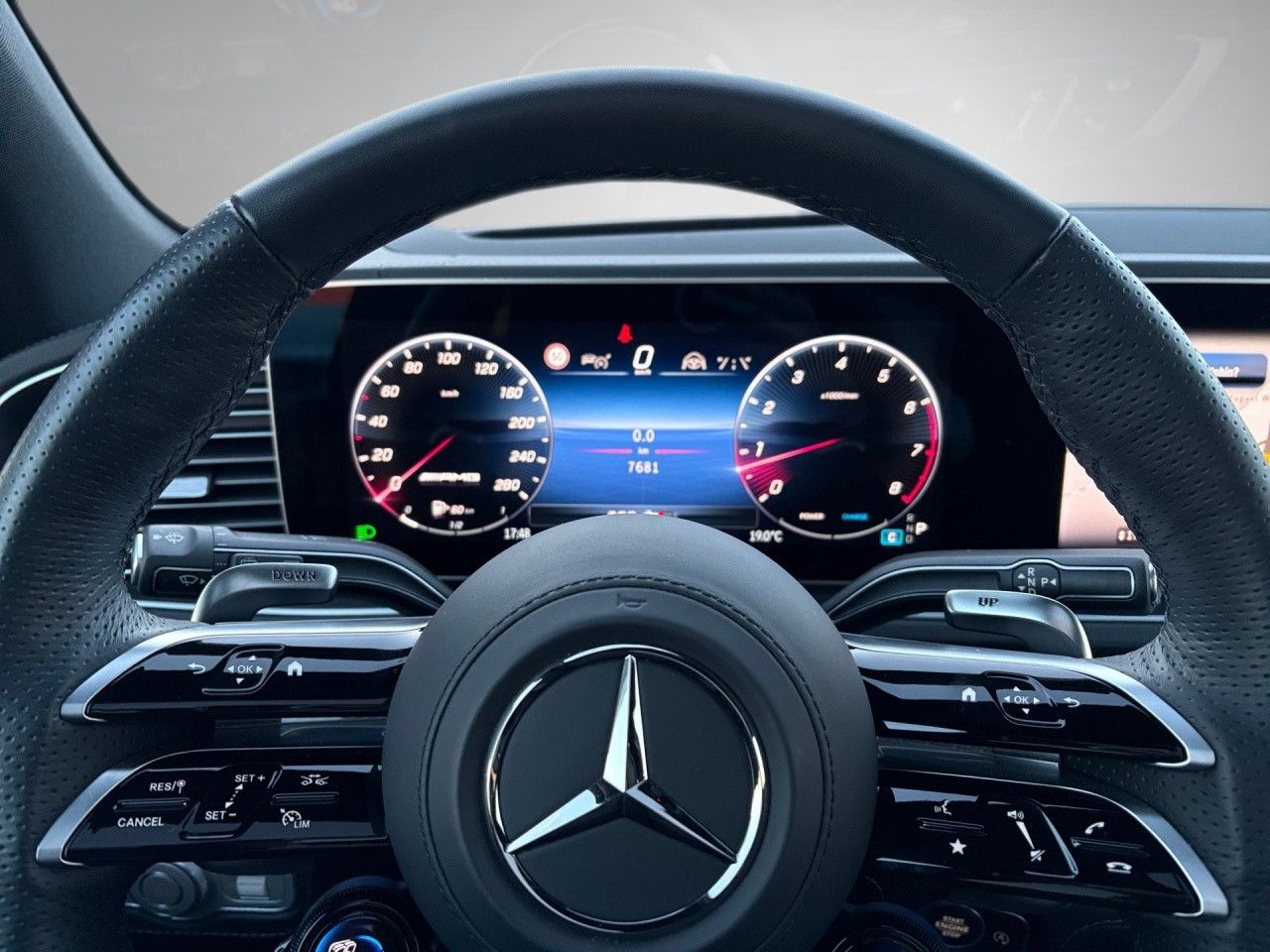 Fahrzeugbild 18 / 27