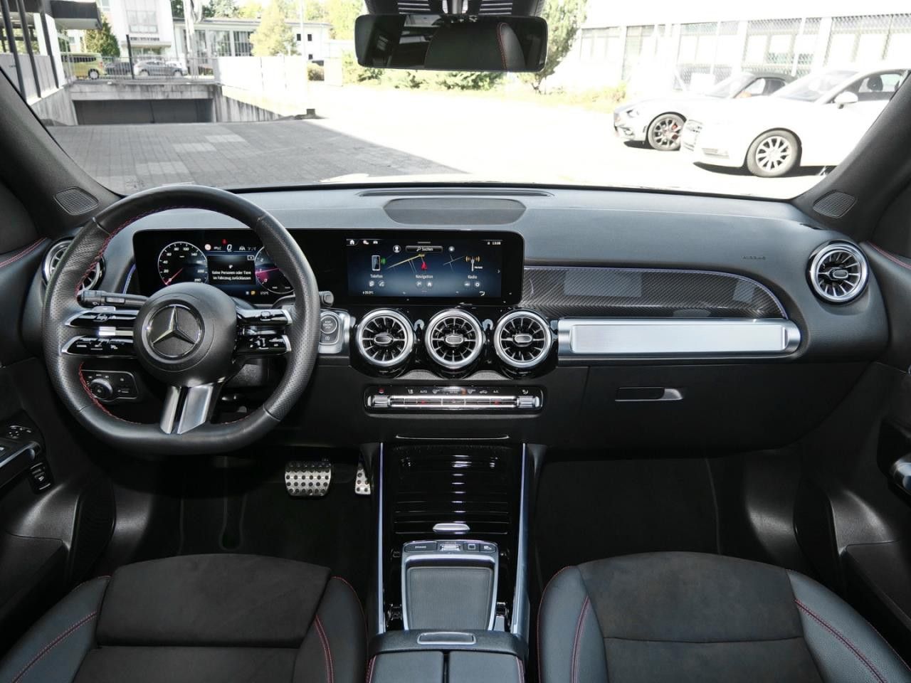 Mercedes-Benz GLB – Bild 12