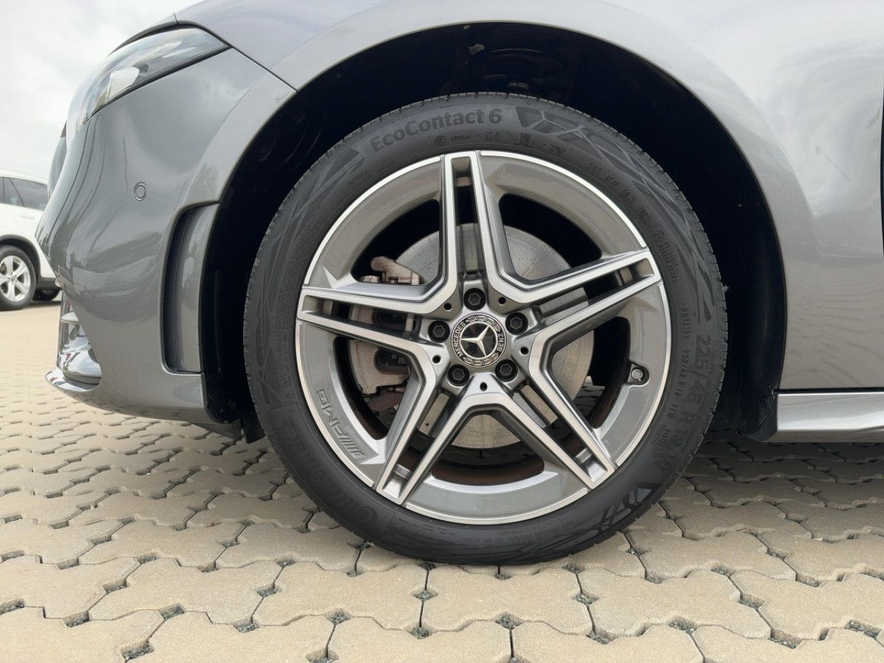 Fahrzeugbild 13 / 15