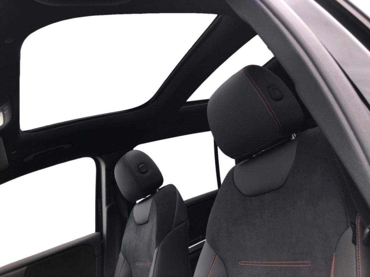 Mercedes-Benz GLB – Bild 13