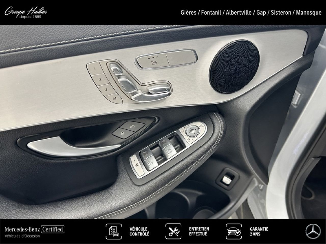 Photo du v&eacute;hicule 16 / 18