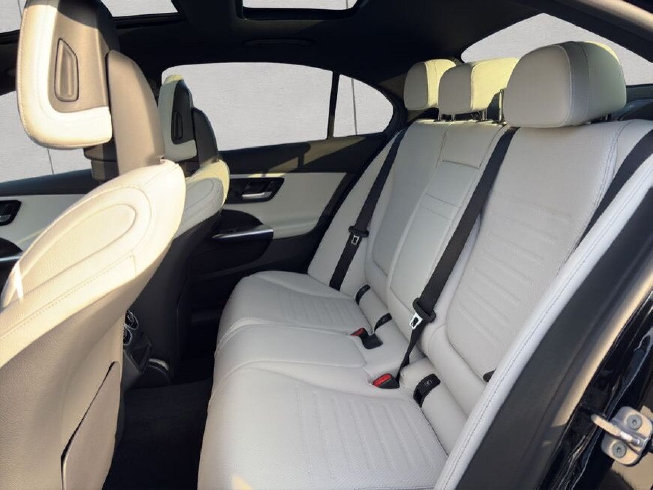 Mercedes-Benz C-Klasse – Bild 16
