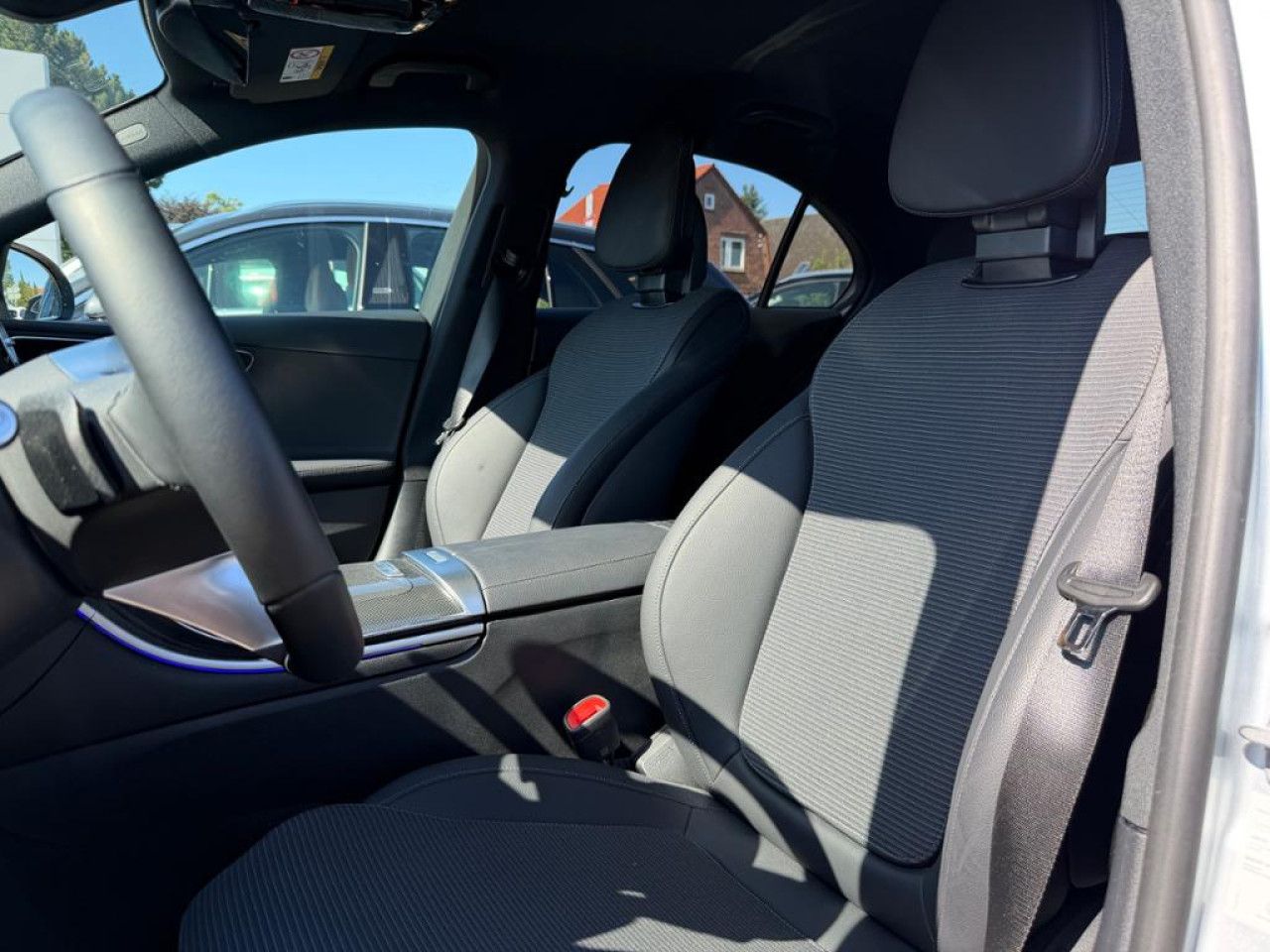 Mercedes-Benz C-Klasse – Bild 8