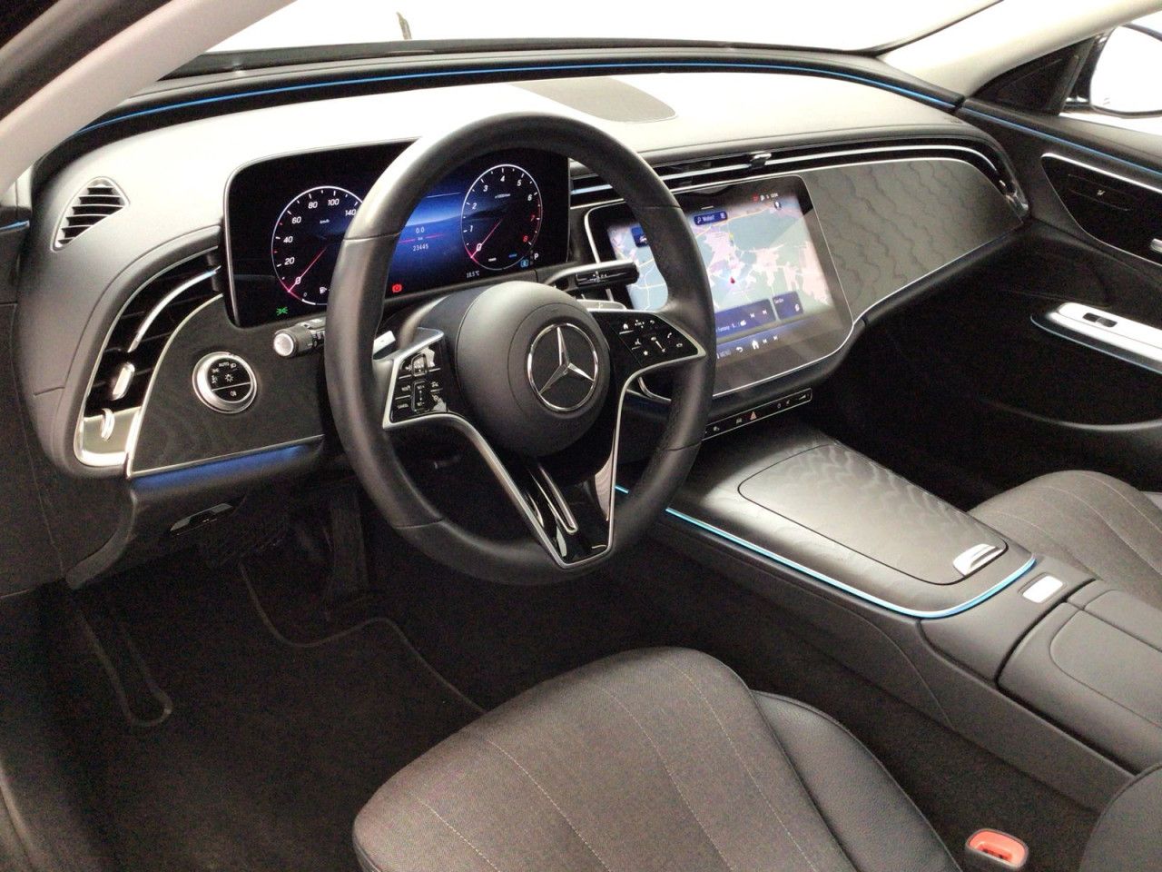 Mercedes-Benz E-Klasse – Bild 7