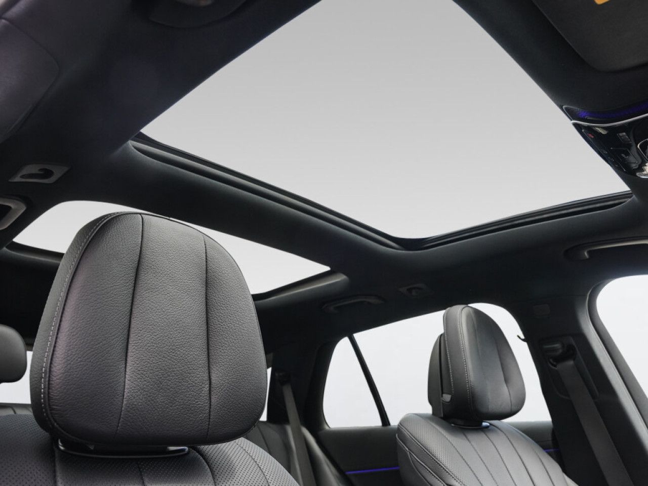 Mercedes-Benz E-Klasse – Bild 7