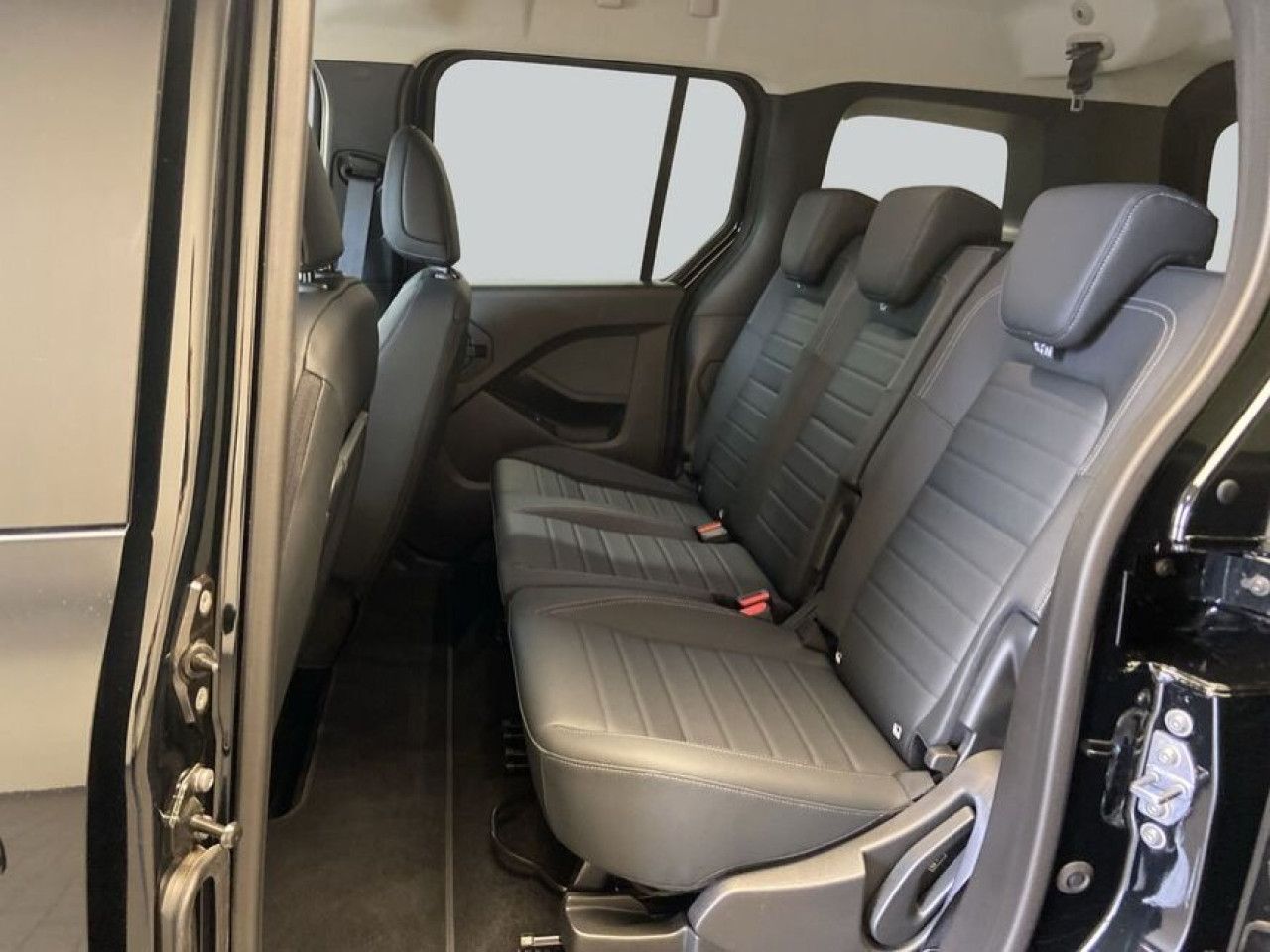 Mercedes-Benz EQT – Bild 12