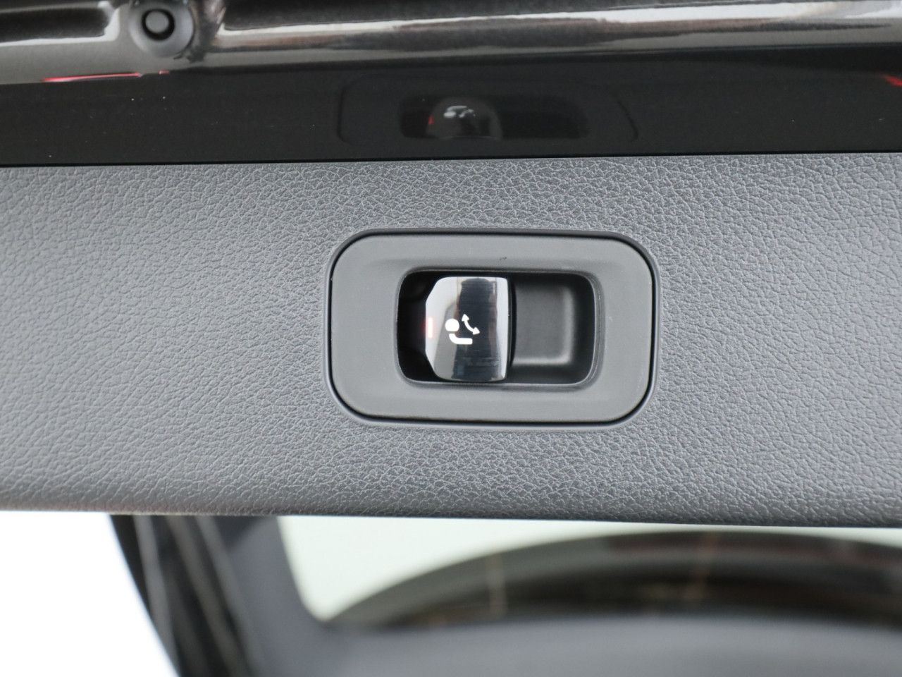 Mercedes-Benz E-Klasse – Bild 26