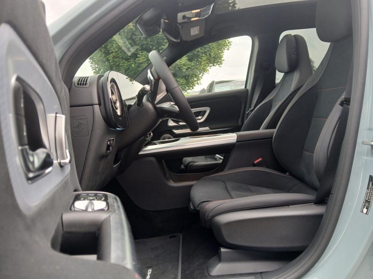 Mercedes-Benz GLB – Bild 2