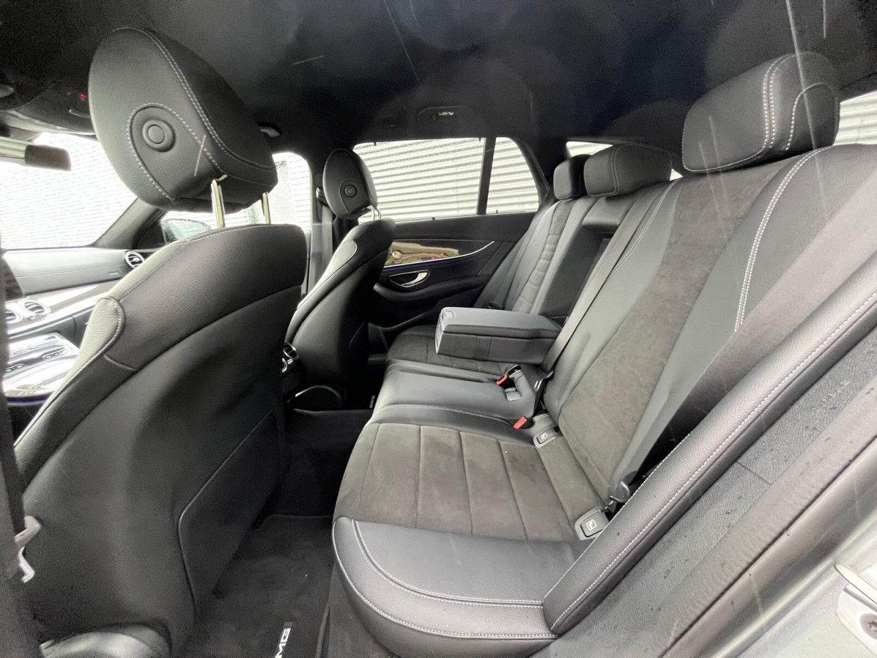 Mercedes-Benz E-Klasse – Bild 21