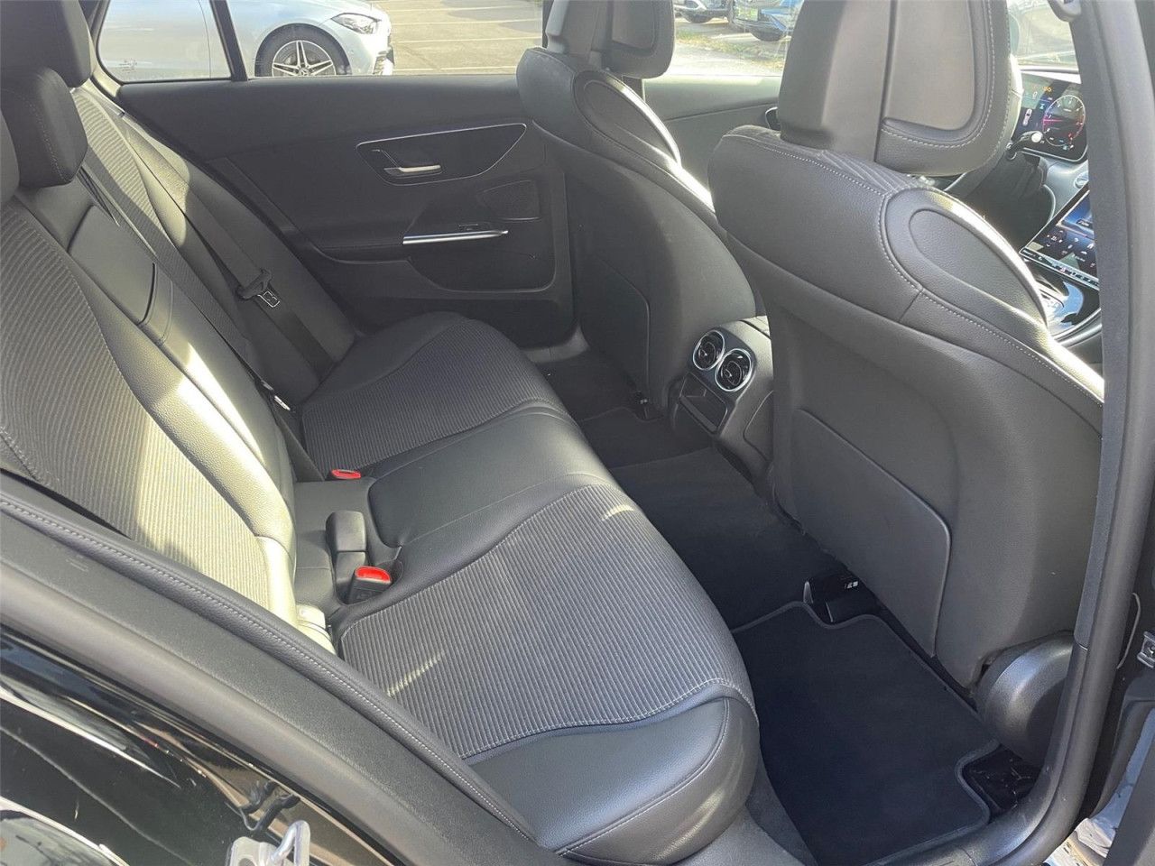 Fahrzeugbild 11 / 24