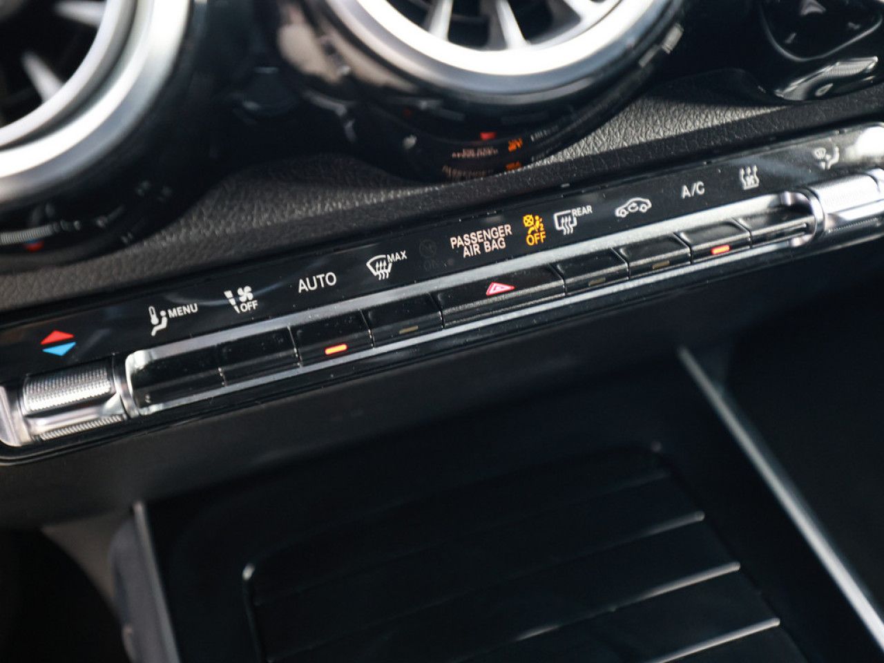 Mercedes-Benz EQB – Bild 15
