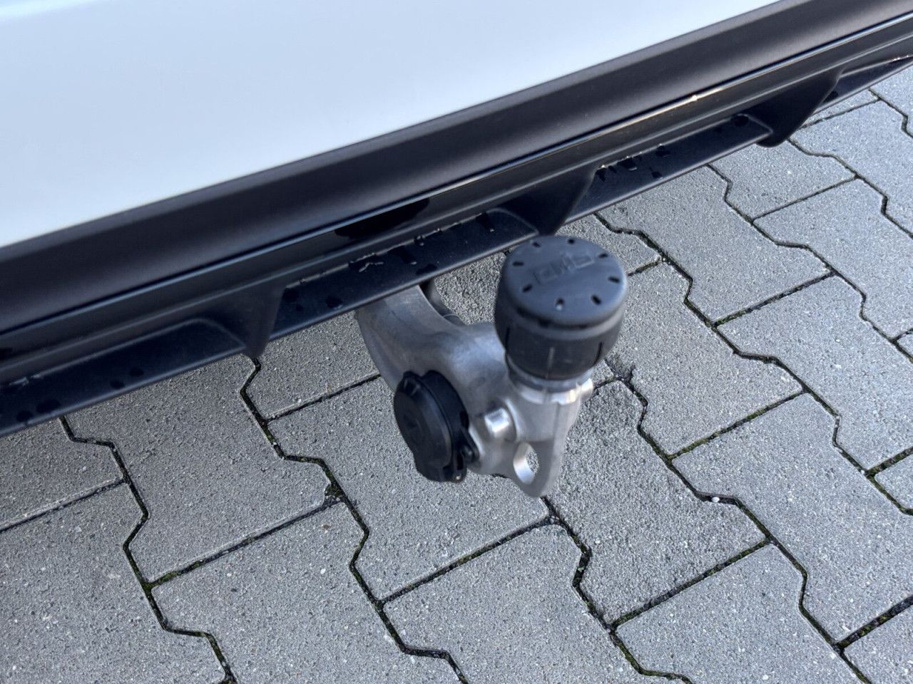Mercedes-Benz E-Klasse – Bild 22