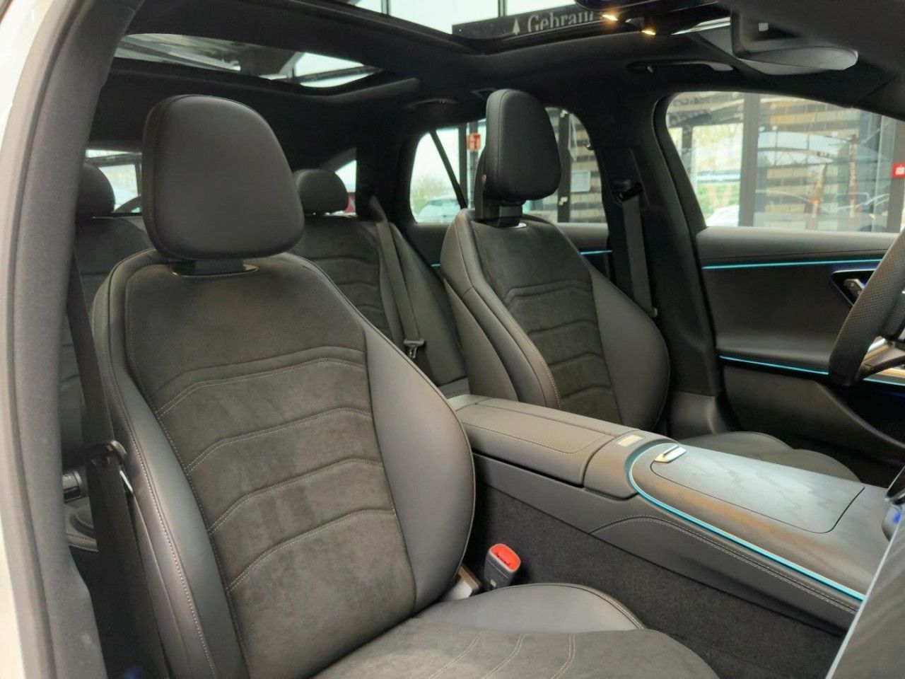Mercedes-Benz E-Klasse – Bild 19