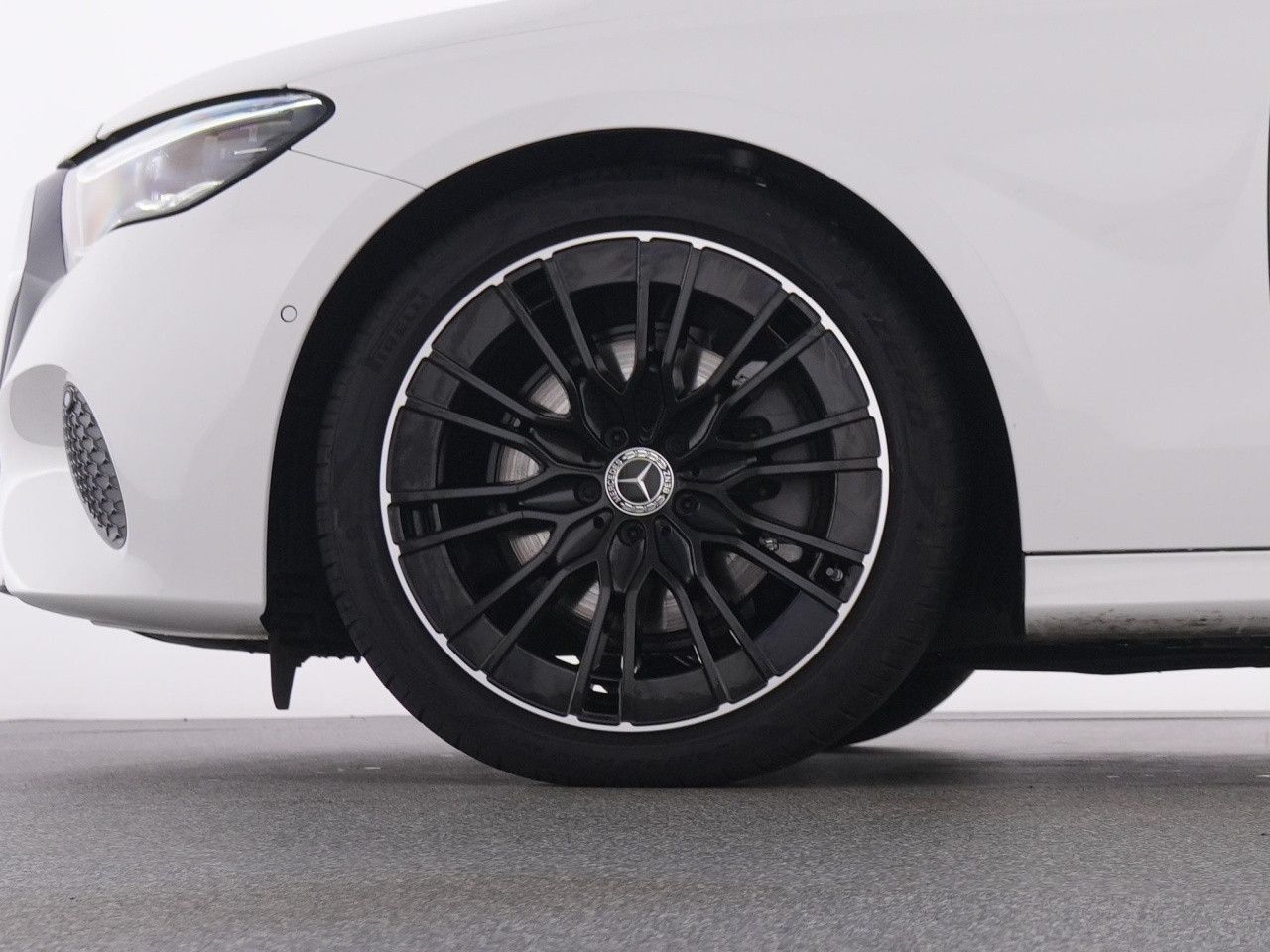 Mercedes-Benz E-Klasse – Bild 19