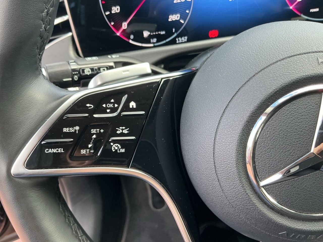 Mercedes-Benz E-Klasse – Bild 14