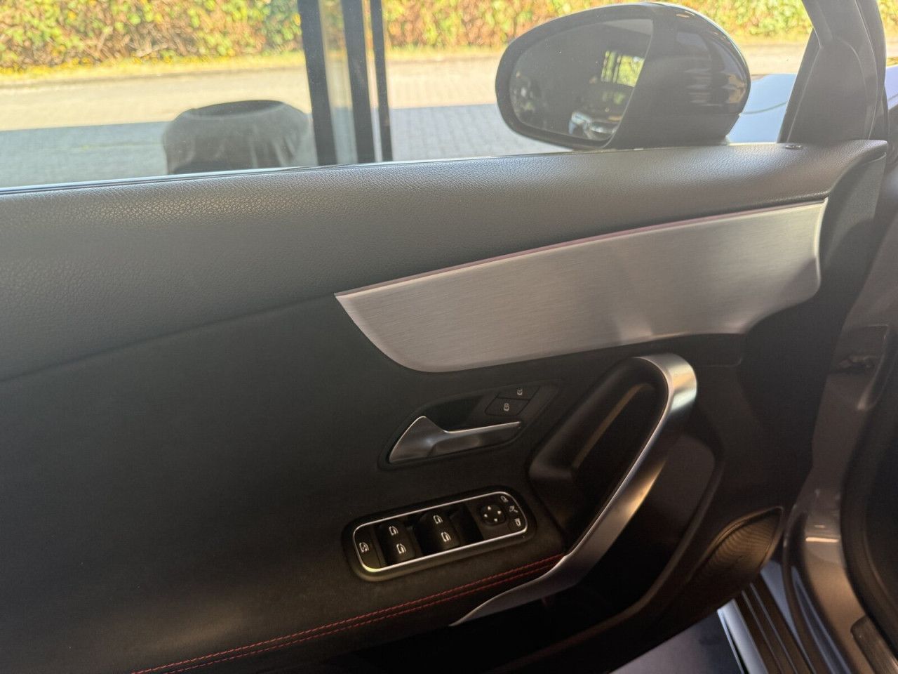 Fahrzeugbild 10 / 24