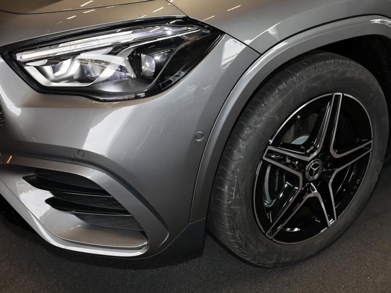 Mercedes-Benz GLA – Bild 3