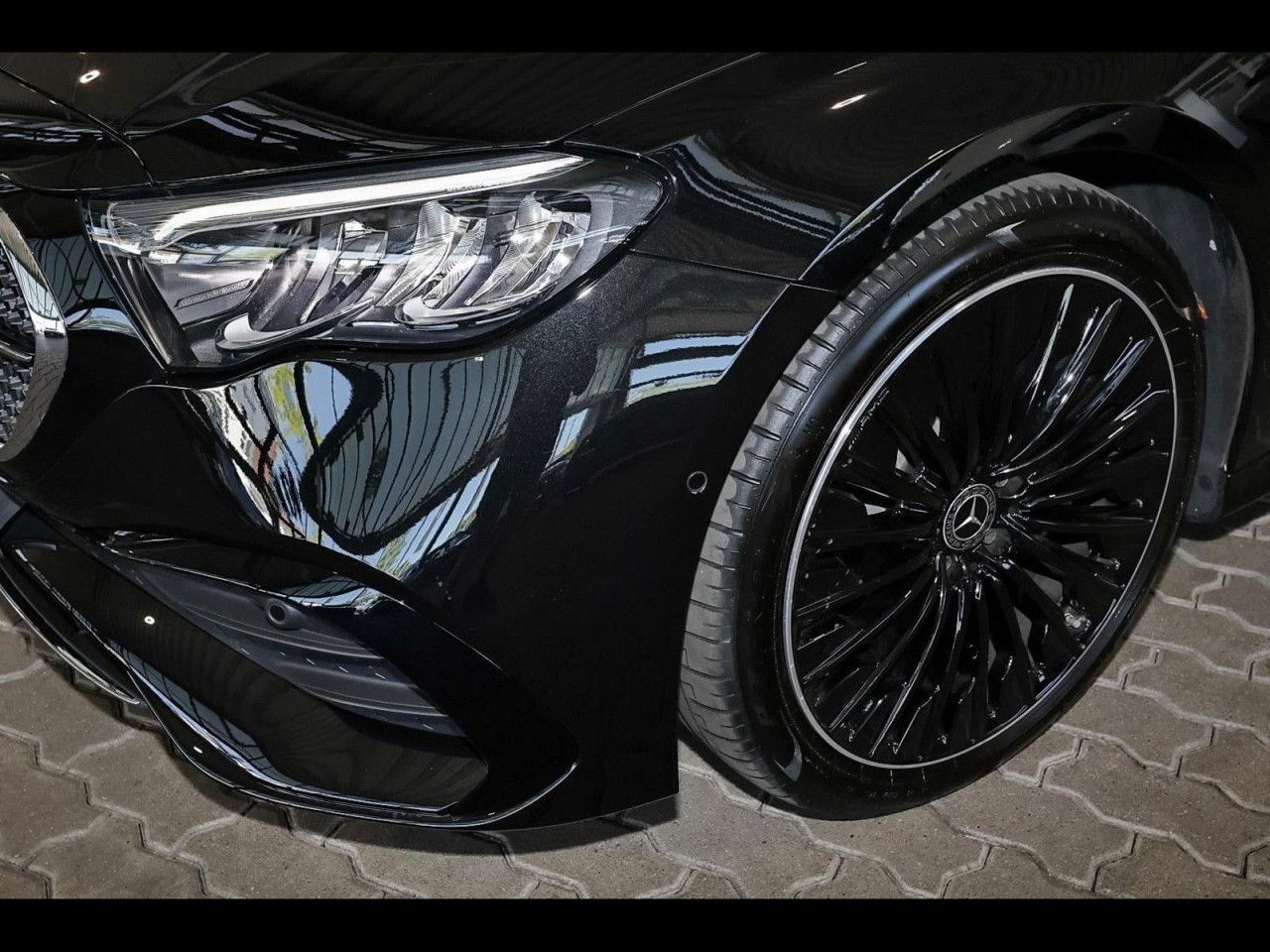 Mercedes-Benz E-Klasse – Bild 3
