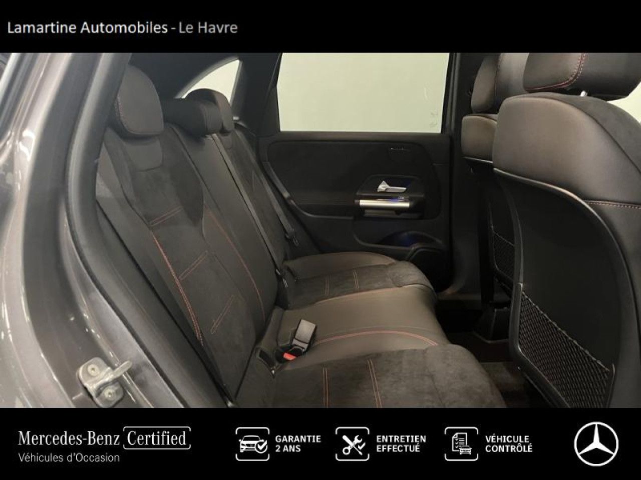 Photo du v&eacute;hicule 9 / 18