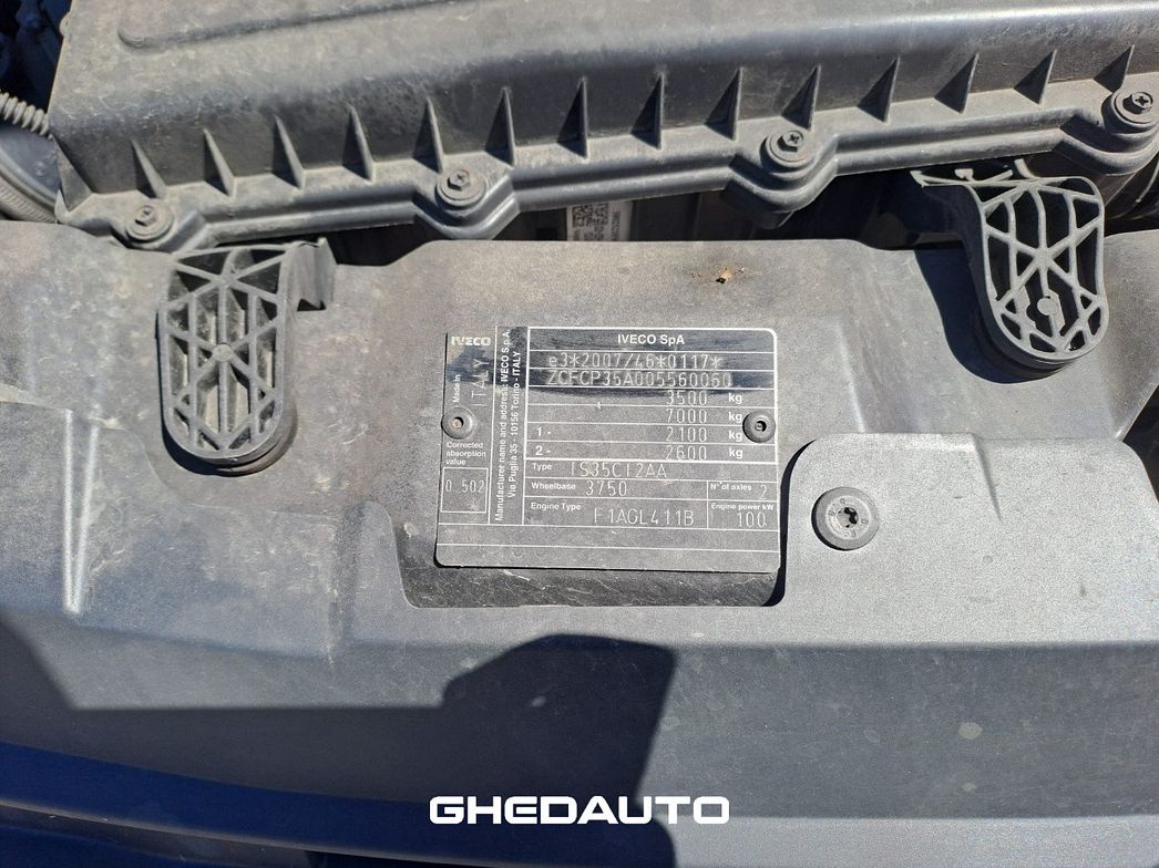 IVECO | 35C14H BOX + SPONDA