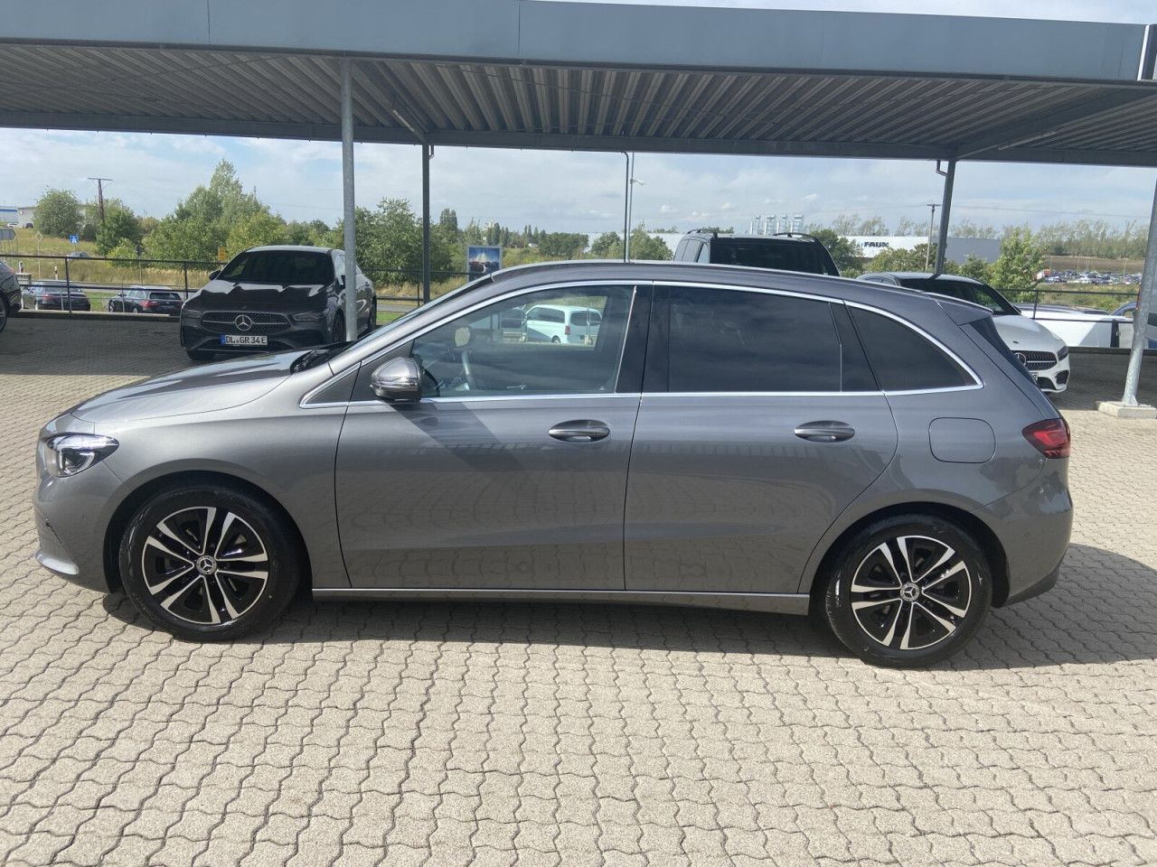 Fahrzeugbild 9 / 30