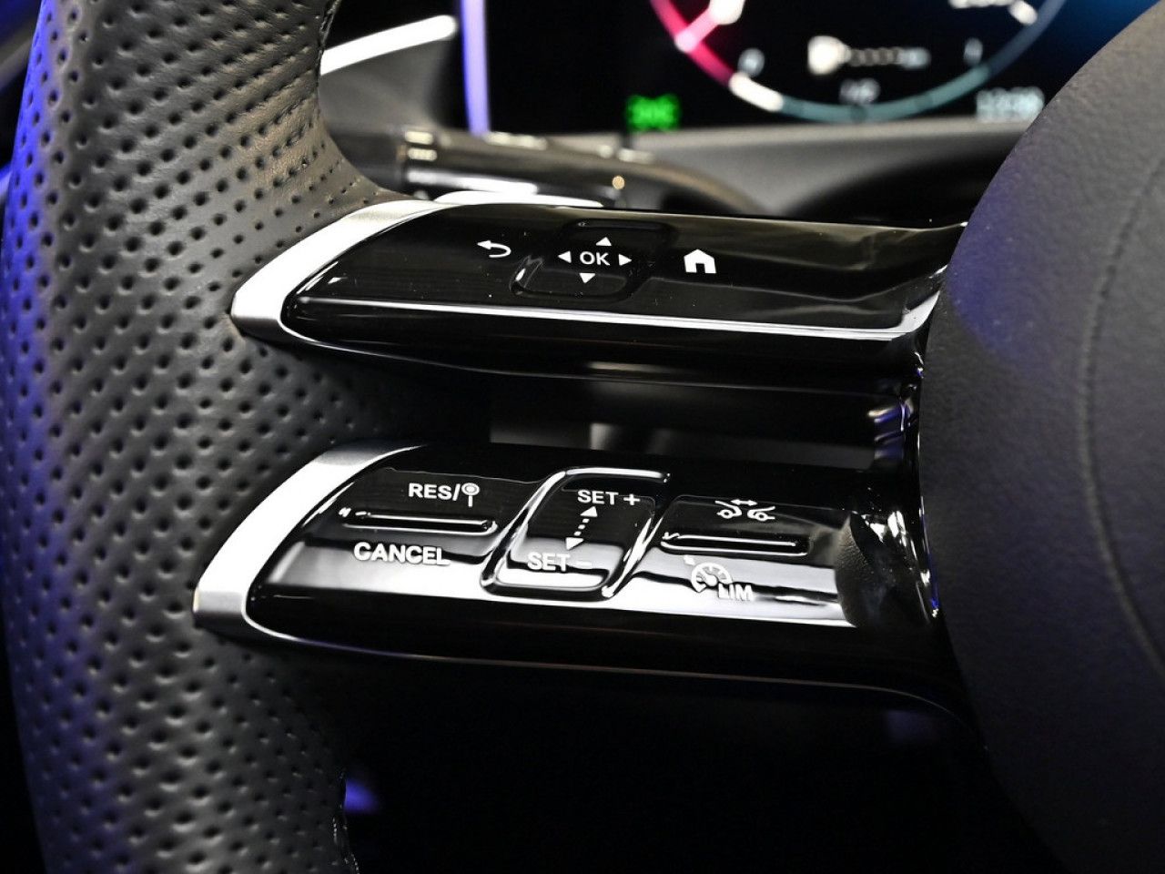 Mercedes-Benz E-Klasse – Bild 18