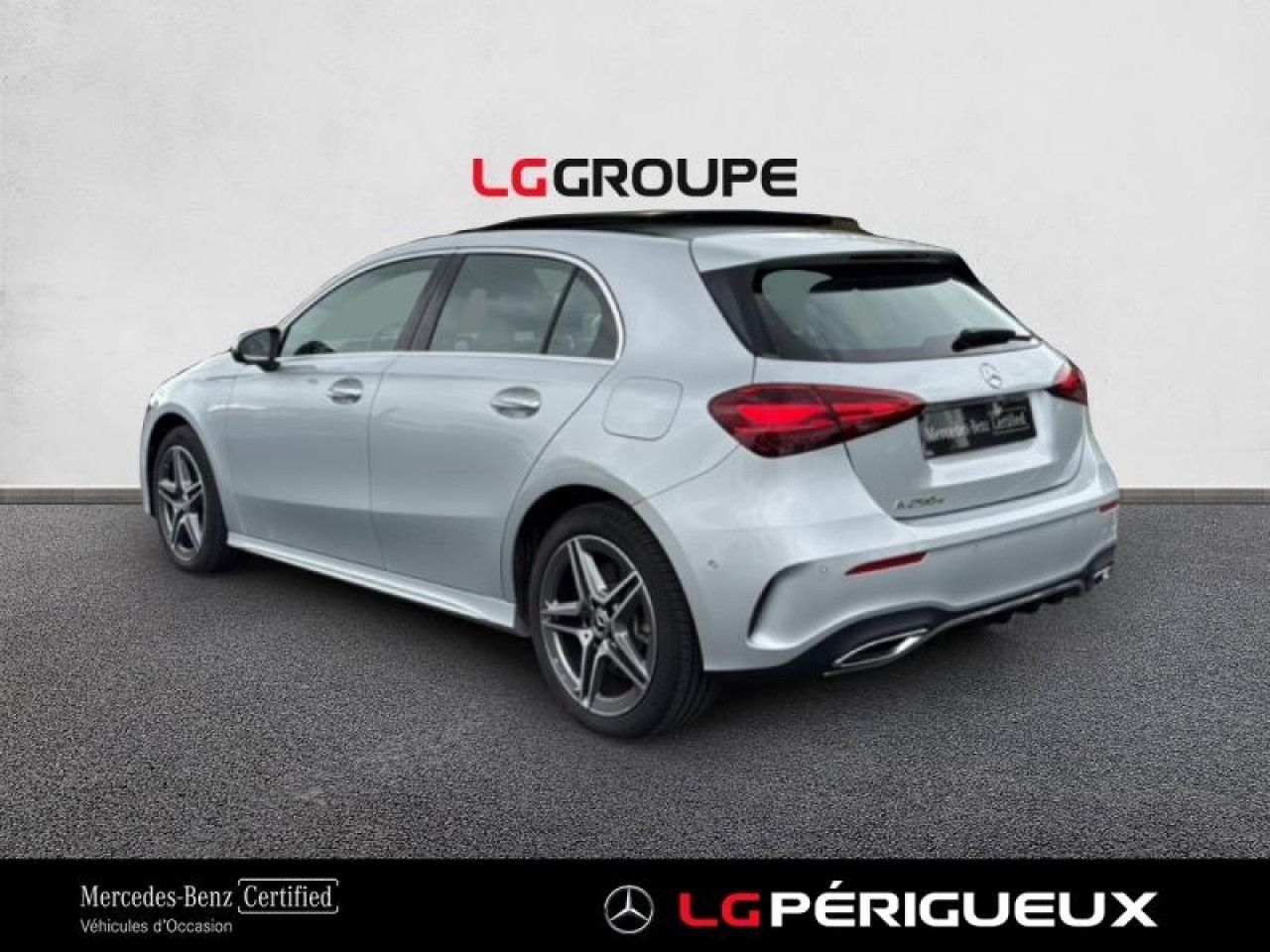 Photo du v&eacute;hicule 5 / 18