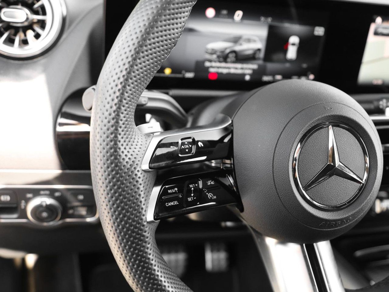 Mercedes-Benz GLA – Bild 12