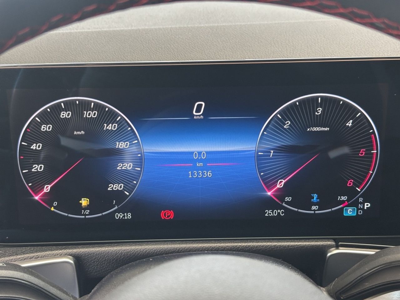 Mercedes-Benz GLB – Bild 8
